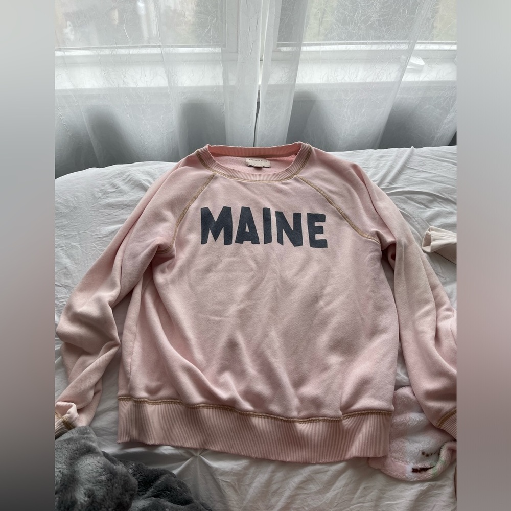 sweatshirt